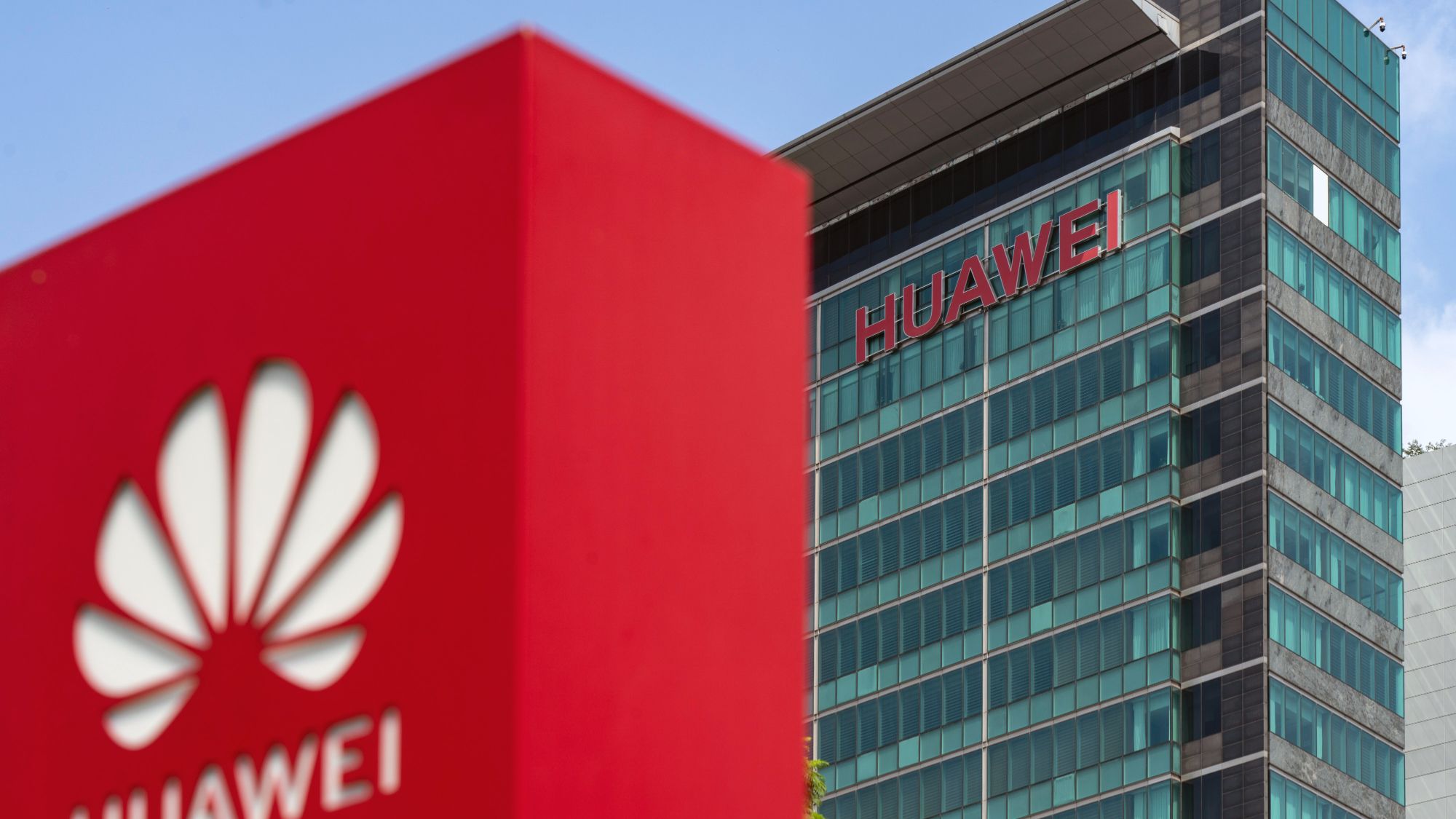 Huawei claims new software can 'create an analogue AI chip 1000 times faster than Nvidia’s chips' — open source Flex:ai software designed to boost AI-chip utili