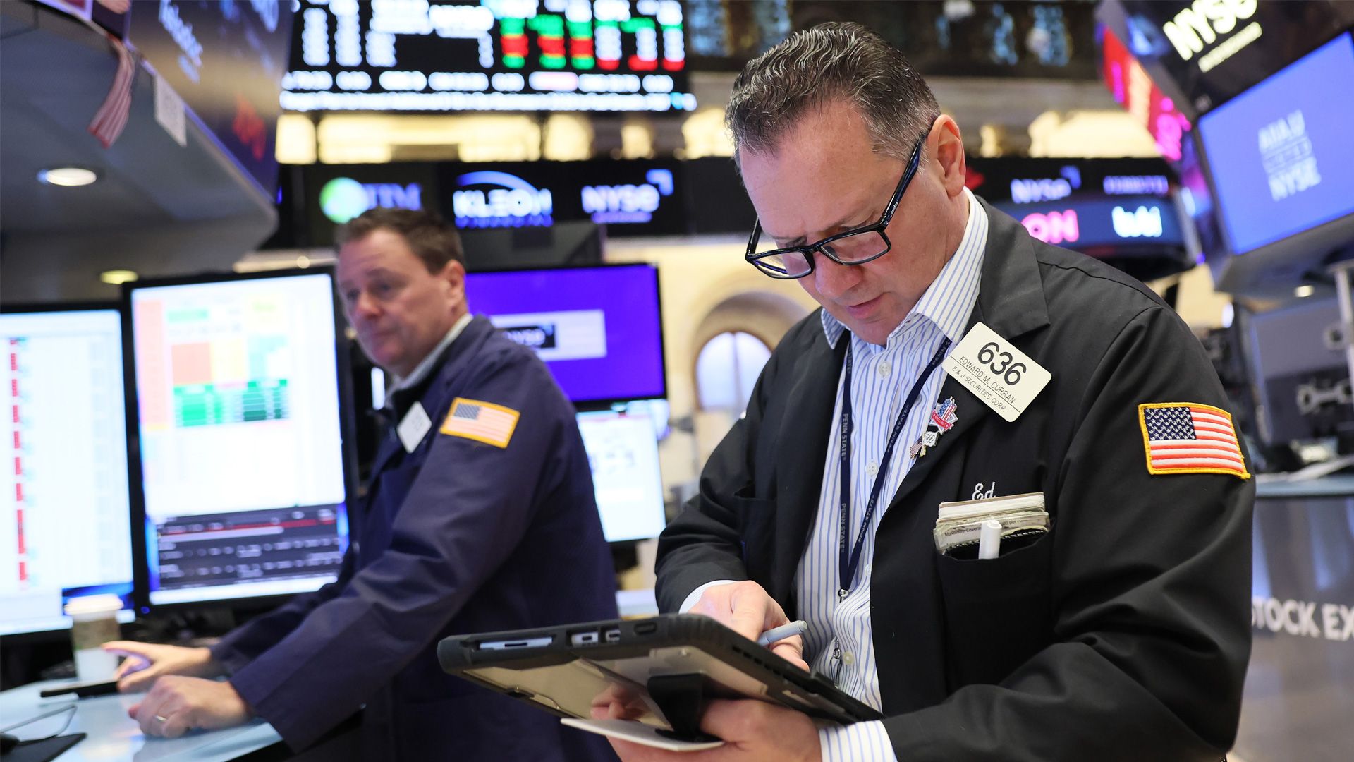 Wall Street warns of rising AI debt risk as stocks slide on wobbly investor confidence — analysts warn of 'systemic risk' as Nvidia share price creaks