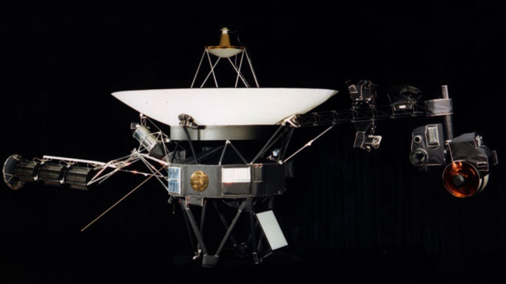 After nearly fifty years, Voyager 1 spacecraft approaches one light-day milestone — 25.9 billion km distance from Earth ensures one day of latency for commands After nearly fifty years, Voyager 1 spacecraft approaches one light-day milestone — 25.9 billion km distance from Earth ensures one day of latency for commands