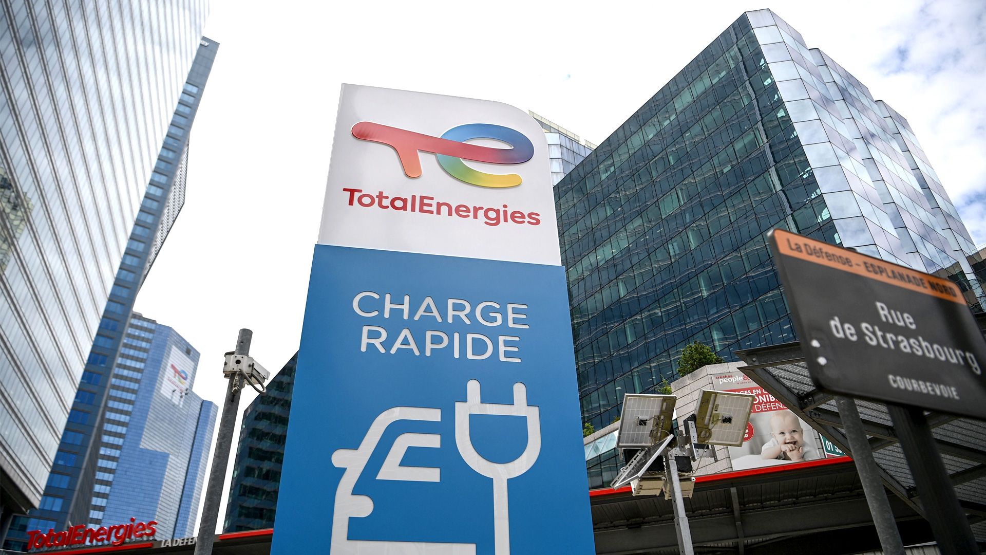 Google strikes massive deal to buy 1.5 terawatt hours of Ohio solar capacity — 15-year deal will see most of 50 megawatt solar farm's capacity diverted to data Google strikes massive deal to buy 1.5 terawatt hours of Ohio solar capacity — 15-year deal will see most of 50 megawatt solar farm's capacity diverted to data