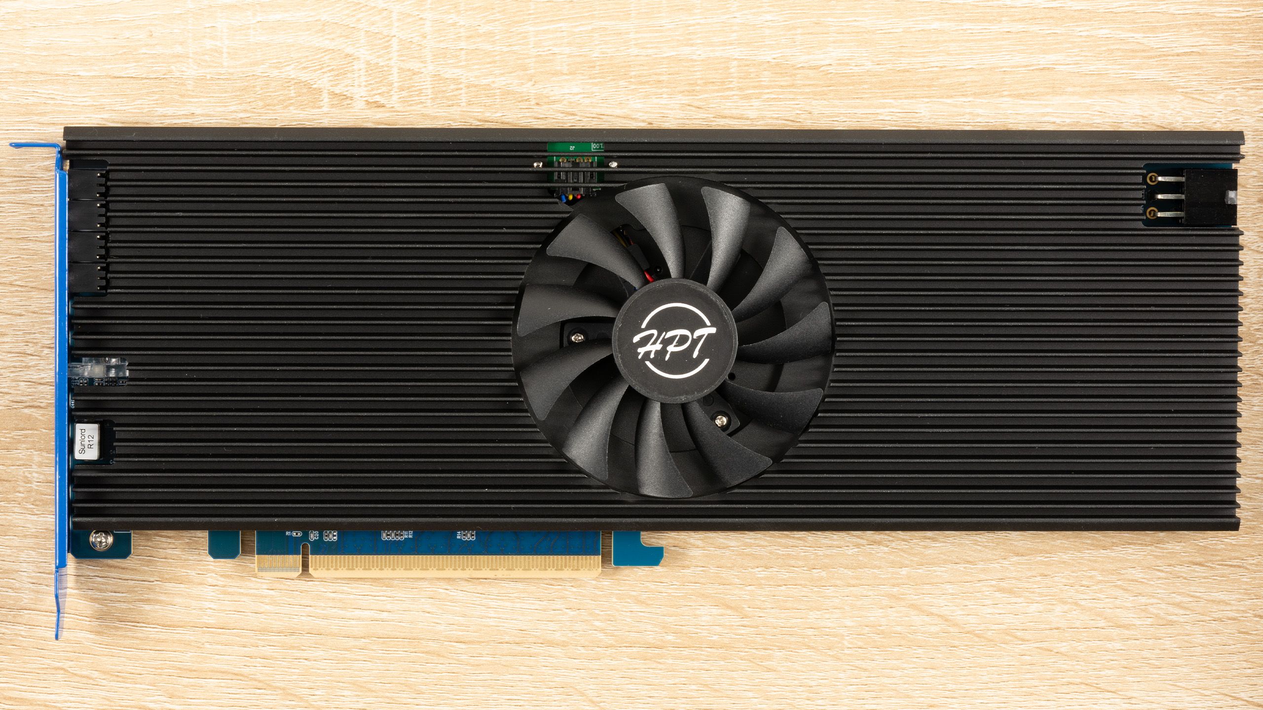 HighPoint RocketAIC 7608AW Review: The Fast Gets Even Faster with 56 GB/s of throughput