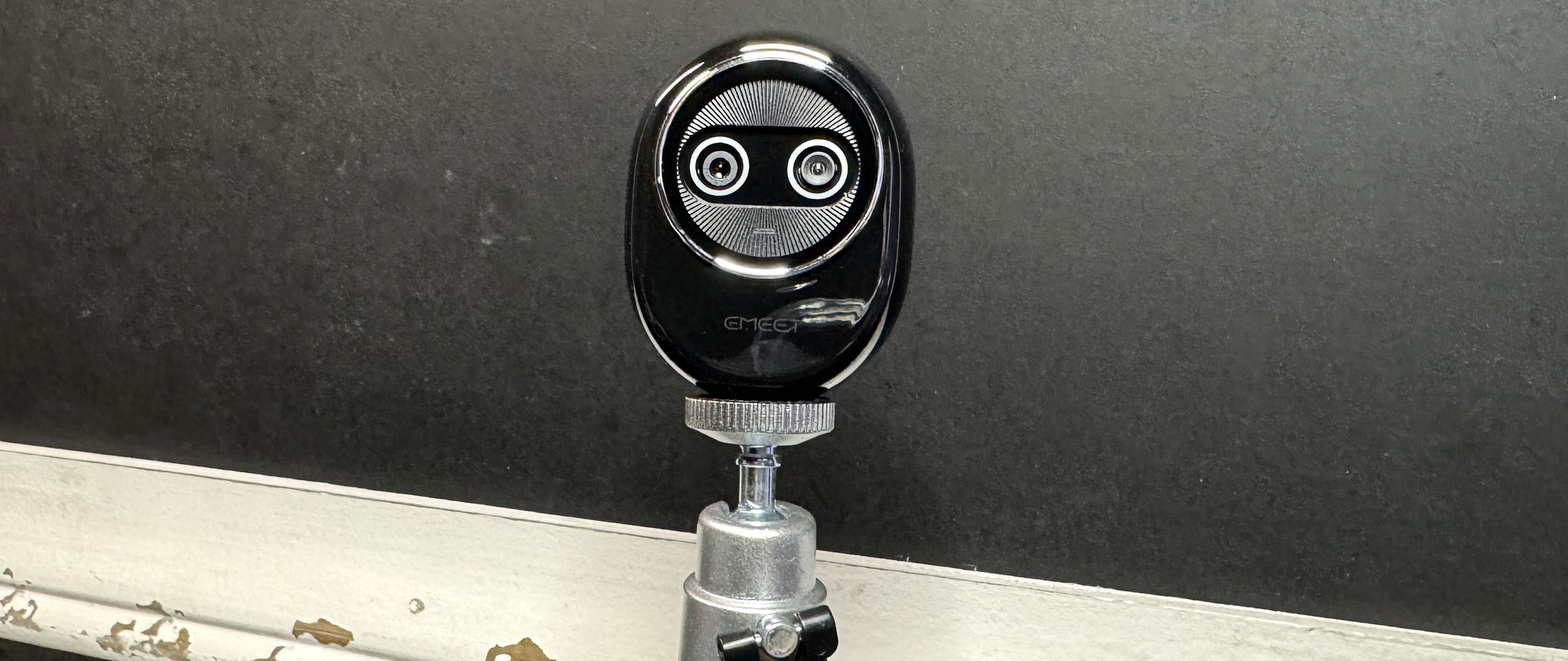 Emeet Piko+ Review: A 4K dual-camera, AI-powered webcam for active creators