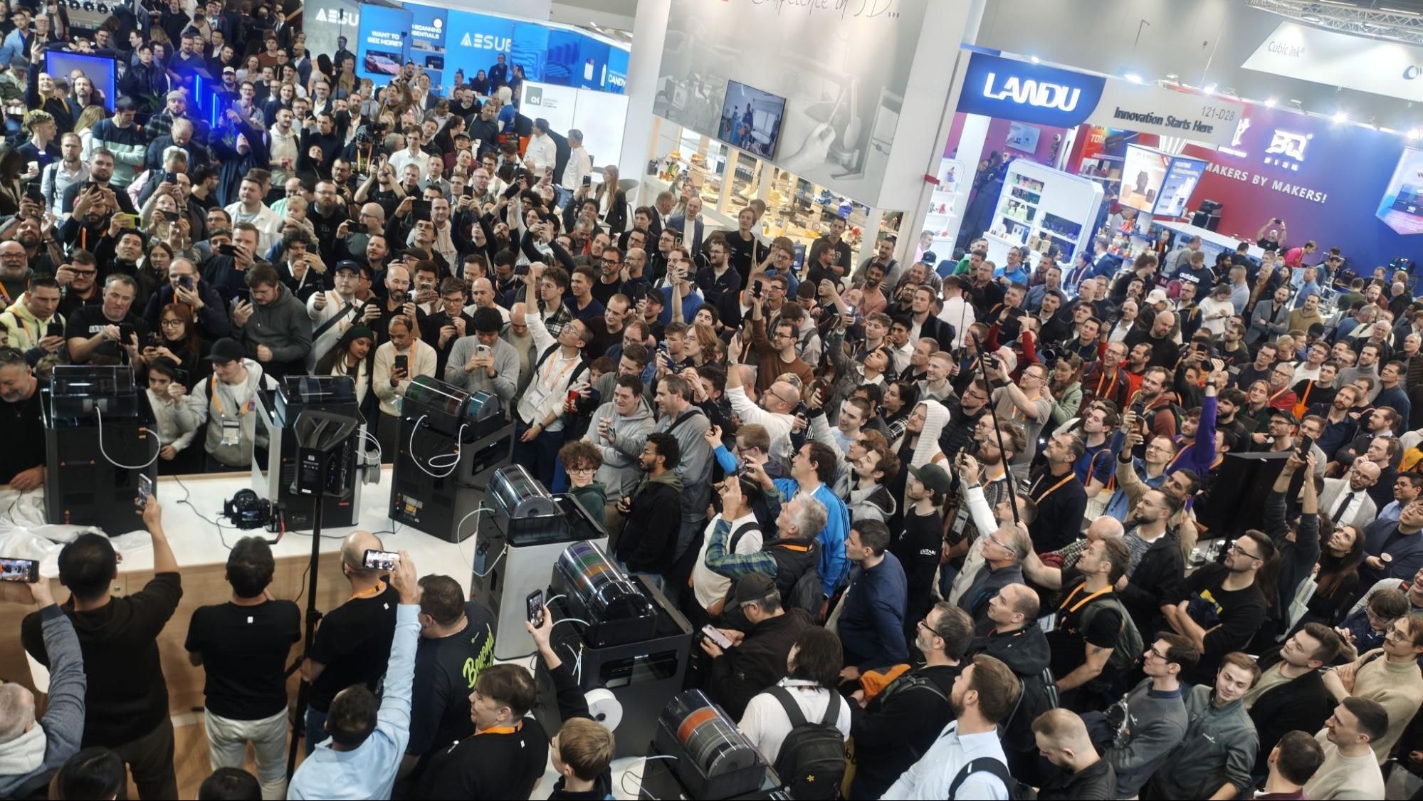 Bambu Lab and Prusa show off new 3D printers at Formnext — H2C dual-nozzle uses Vortek nozzle to eliminate 3D printer 'poop'