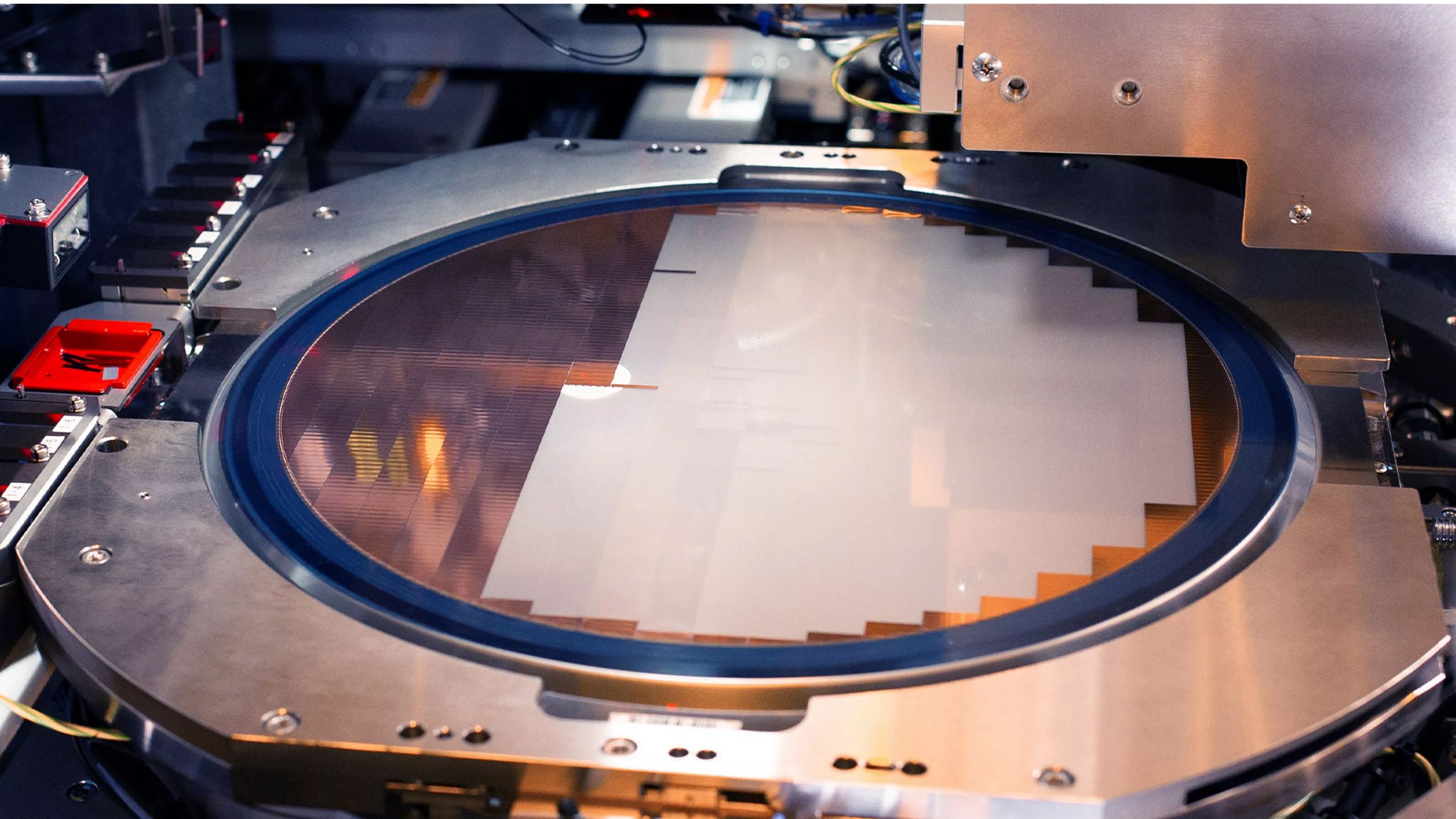 Intel displays tech to build extreme multi-chiplet packages 12 times the size of the largest AI processors, beating TSMC's biggest — floorplan the size of a cel