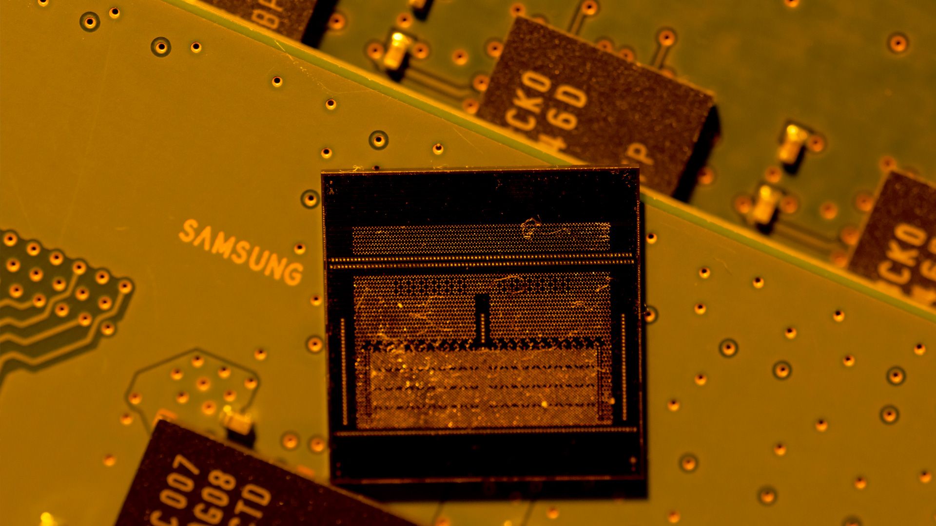 Samsung touts 96% lower-power NAND design — researchers investigate design based on ferroelectric transistors