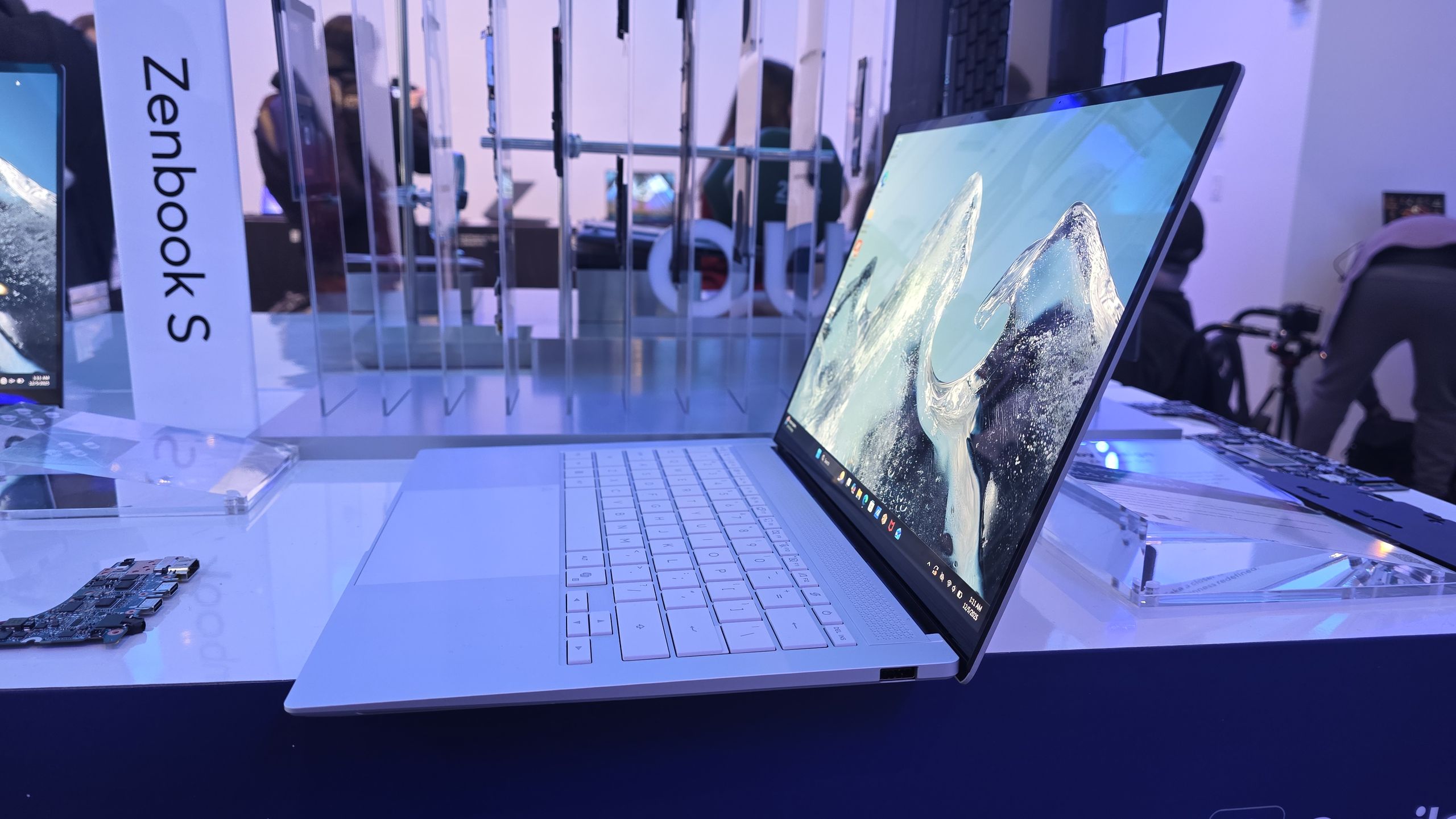 Asus' Zenbook lineup gets 2026 refresh — ZenBook 14, Duo return with new AMD, Intel, and Snapdragon chips Asus' Zenbook lineup gets 2026 refresh — ZenBook 14, Duo return with new AMD, Intel, and Snapdragon chips