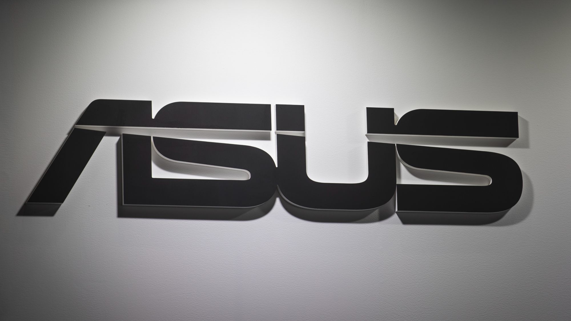 Asus announces 'immediate internal review' of 800-series motherboards following string of 9800X3D failures — users report multiple chip failures in recent days Asus announces 'immediate internal review' of 800-series motherboards following string of 9800X3D failures — users report multiple chip failures in recent days