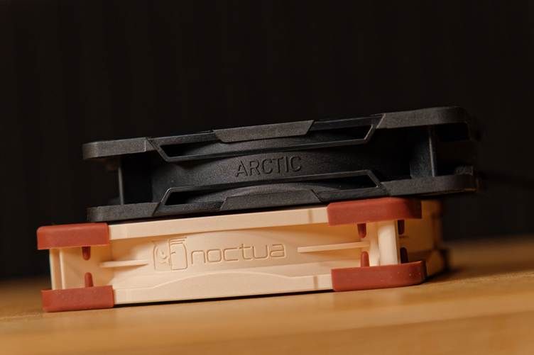 PC Fan Faceoff: Can Arctic's $8.50 P12 Pro compete with the $35 Noctua NF-A12x25 G2? PC Fan Faceoff: Can Arctic's $8.50 P12 Pro compete with the $35 Noctua NF-A12x25 G2?