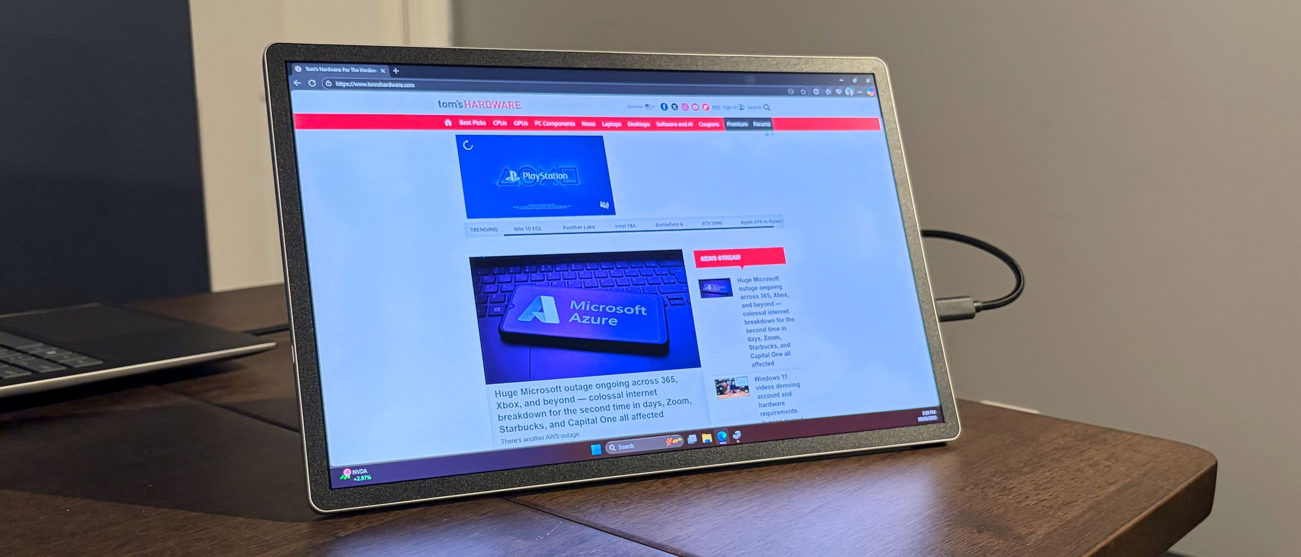 HP Series 5 Pro 514PN Portable Monitor Review: Premium performance and price