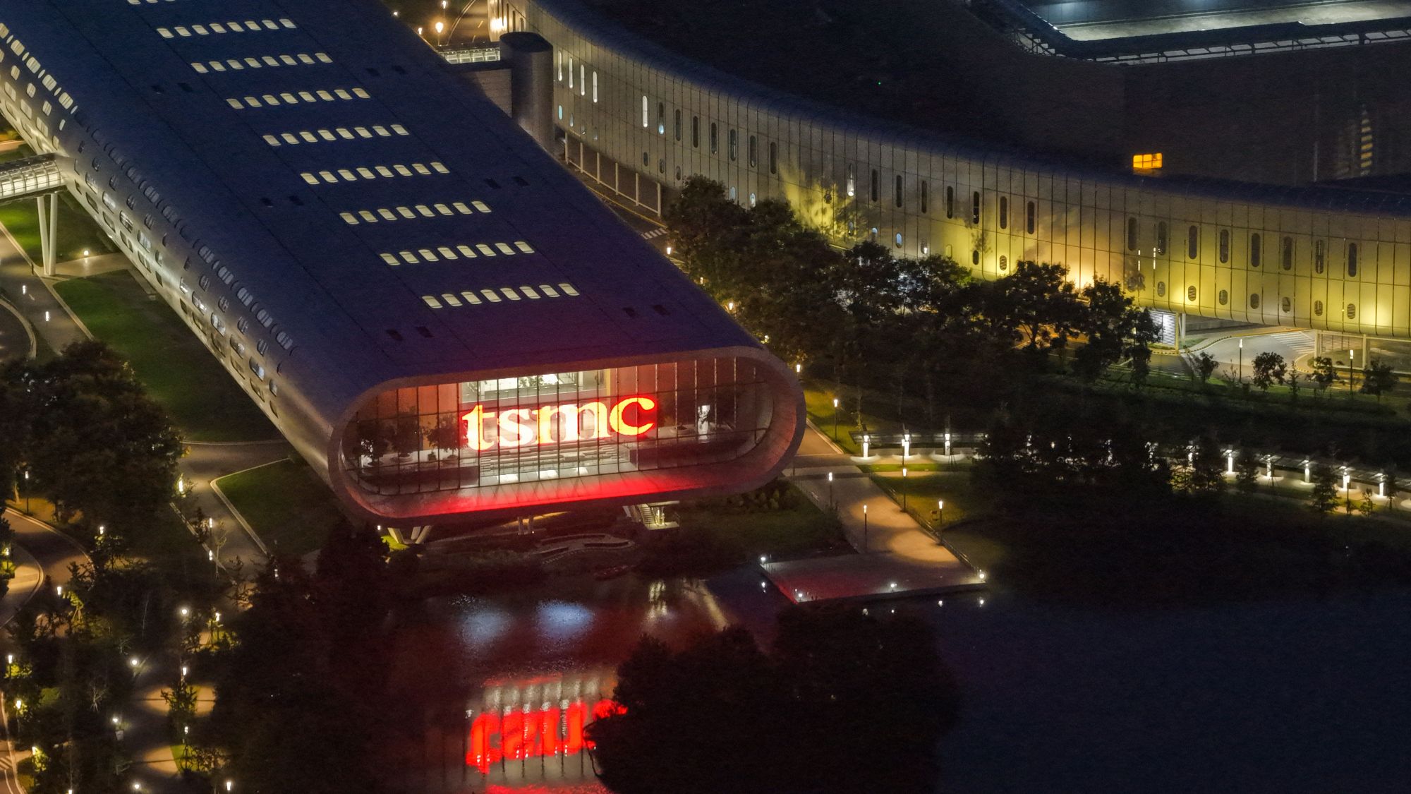 Jensen Huang says Nvidia has dethroned Apple as TSMC’s largest customer — rumor suggests that the chip fab is increasing its prices for Cupertino Jensen Huang says Nvidia has dethroned Apple as TSMC’s largest customer — rumor suggests that the chip fab is increasing its prices for Cupertino