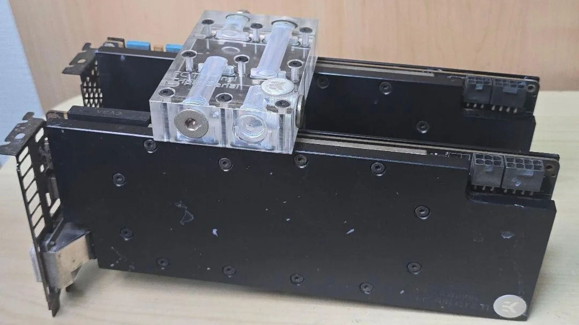 Enthusiast scores watercooled dual Nvidia GTX Titan X GPUs for $86 — $1,000 older flagship graphics card with custom water cooling for a bargain