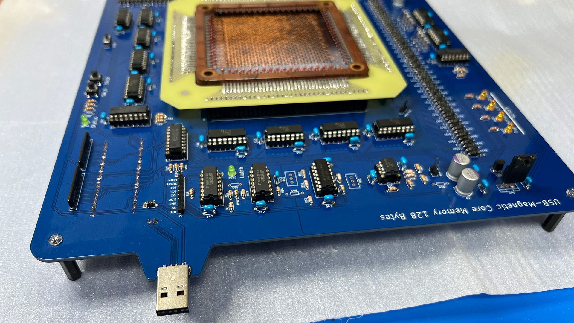 Researcher builds bizarre 128-byte USB drive the size of a dinner plate using ancient pre-semiconductor magnetic core memory technology — data disappears once i Researcher builds bizarre 128-byte USB drive the size of a dinner plate using ancient pre-semiconductor magnetic core memory technology — data disappears once i