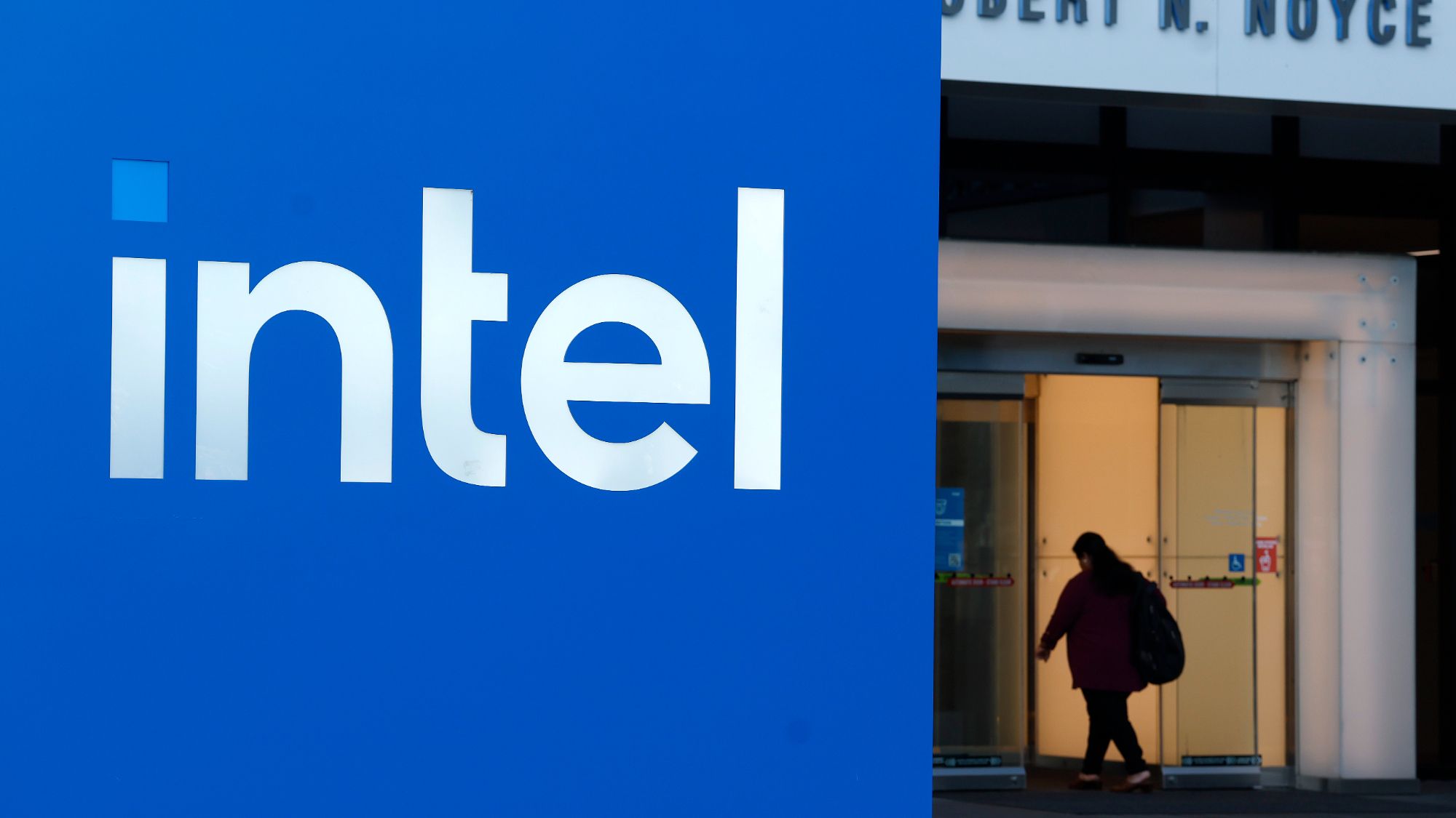 Intel shifts customer support to AI-powered assistant after scaling back phone support — “Ask Intel” system built on Microsoft Copilot Studio Intel shifts customer support to AI-powered assistant after scaling back phone support — “Ask Intel” system built on Microsoft Copilot Studio
