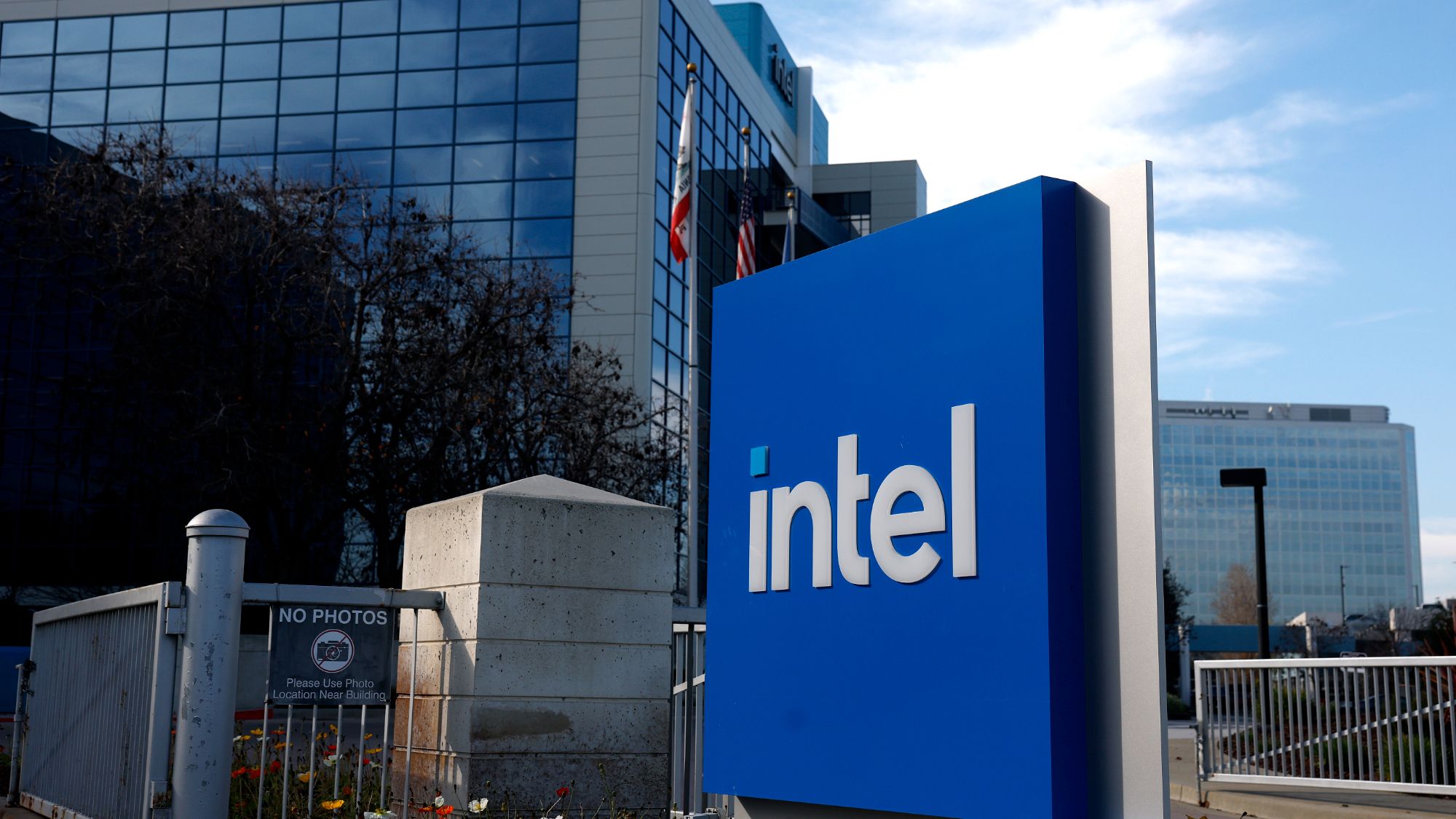 Intel fined $3 million by India’s antitrust regulator over discriminatory CPU warranty policy — says Intel abused its dominant position in the boxed processor m
