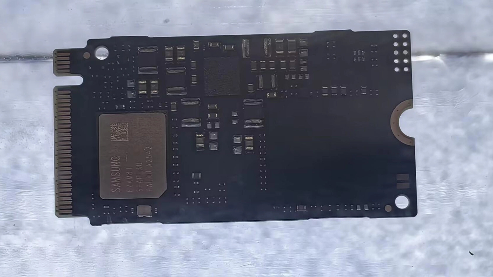 Samsung preps PCIe 5.0 QLC SSD with a controller based on open-source RISC-V architecture — BM9K1 delivers speeds up to 11.4 GB/s for 'personal AI workloads' Samsung preps PCIe 5.0 QLC SSD with a controller based on open-source RISC-V architecture — BM9K1 delivers speeds up to 11.4 GB/s for 'personal AI workloads'