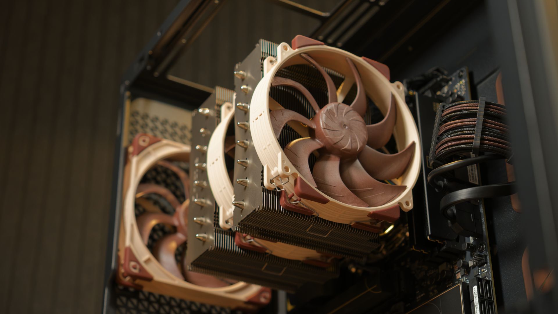 Analyzing Noctua's roadmap — new PSUs, fan-equipped mice, the elusive Thermosiphon, and disappearing prototypes