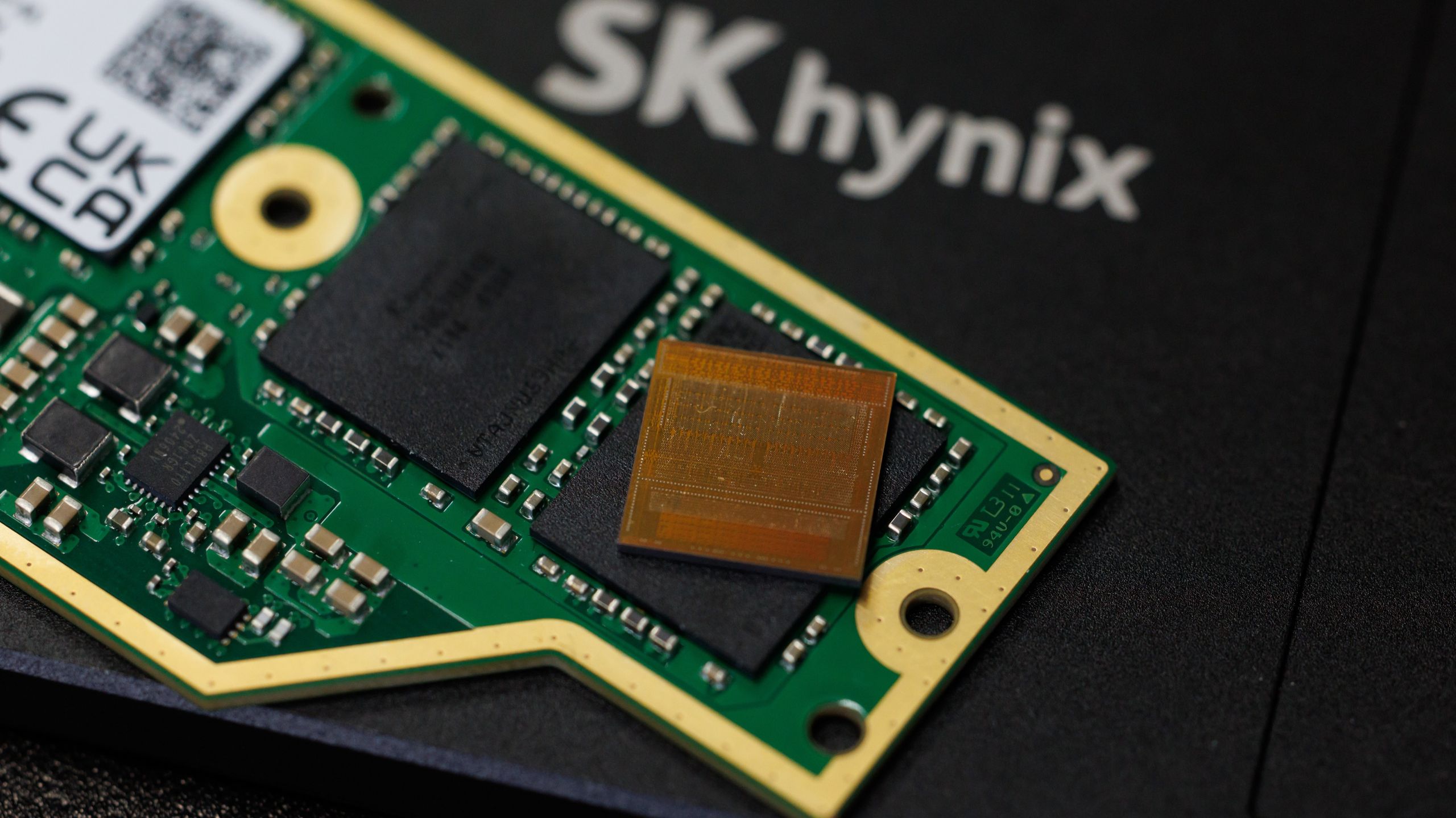 SK hynix unveils 'iHBM' thermal architecture that cools AI memory at the source — integrated cooling elements inside HBM interface cut thermal resistance by 30% SK hynix unveils 'iHBM' thermal architecture that cools AI memory at the source — integrated cooling elements inside HBM interface cut thermal resistance by 30%