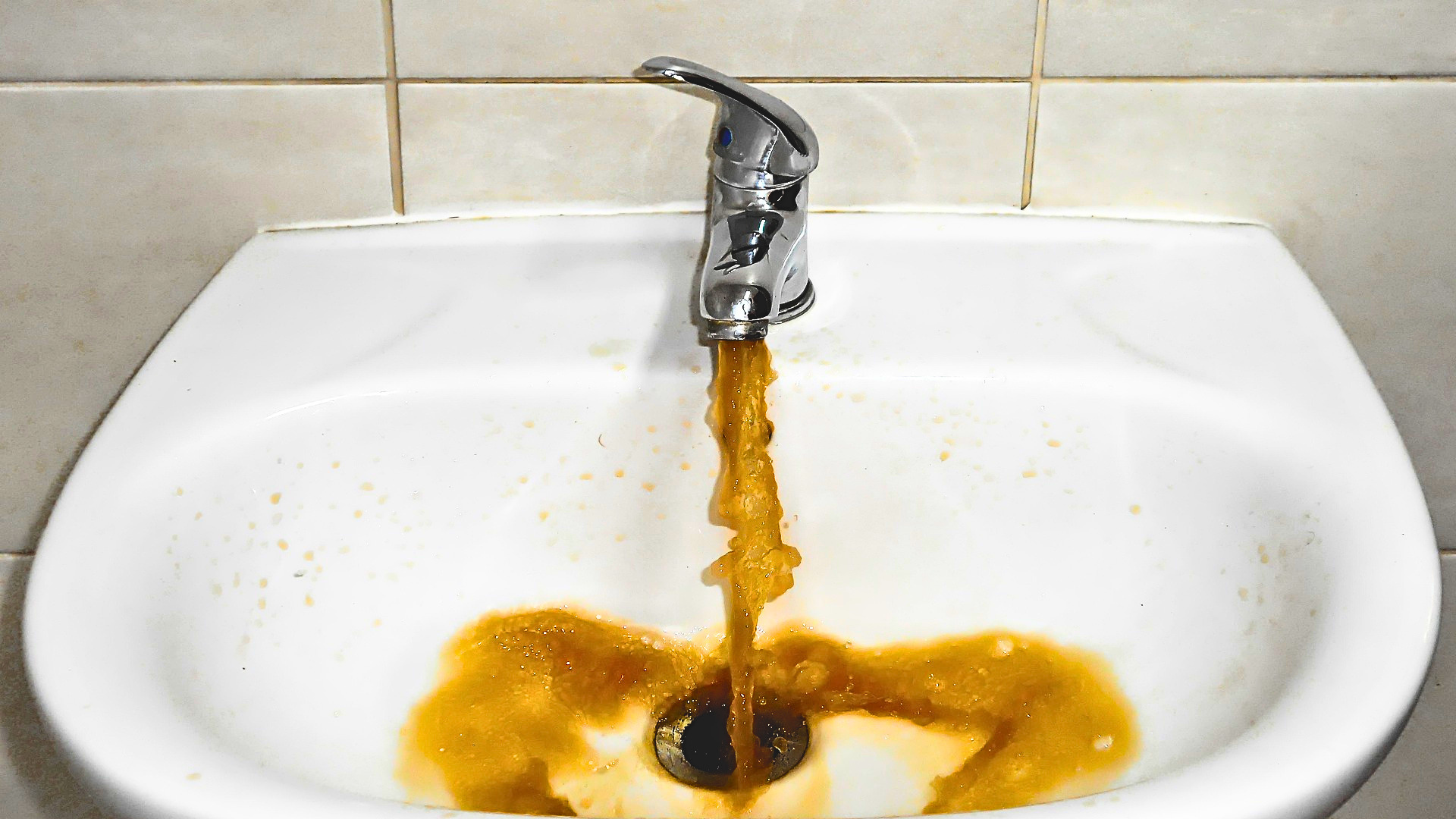 Meta data center allegedly muddies Georgia town's drinking water, investigation underway — EPA promises immediate investigation after congresswoman brings dirty