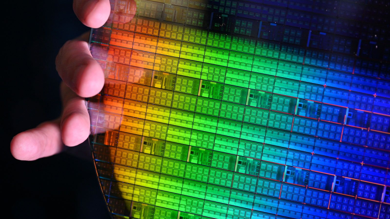 More details emerge about how Intel now earns more revenue from each wafer by looking to the edges — analyst reports say reduced yield variability across each w