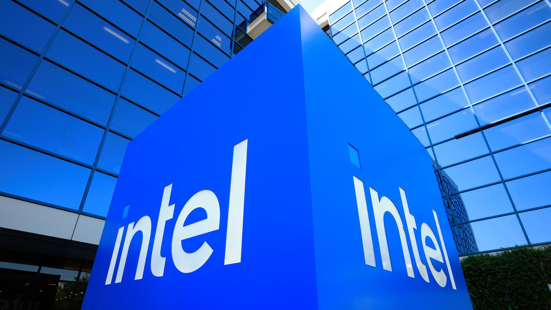 Intel swipes Qualcomm veteran of 25 years to lead client computing — Alex Katouzian jumps ship to oversee consumer CPUs and physical AI