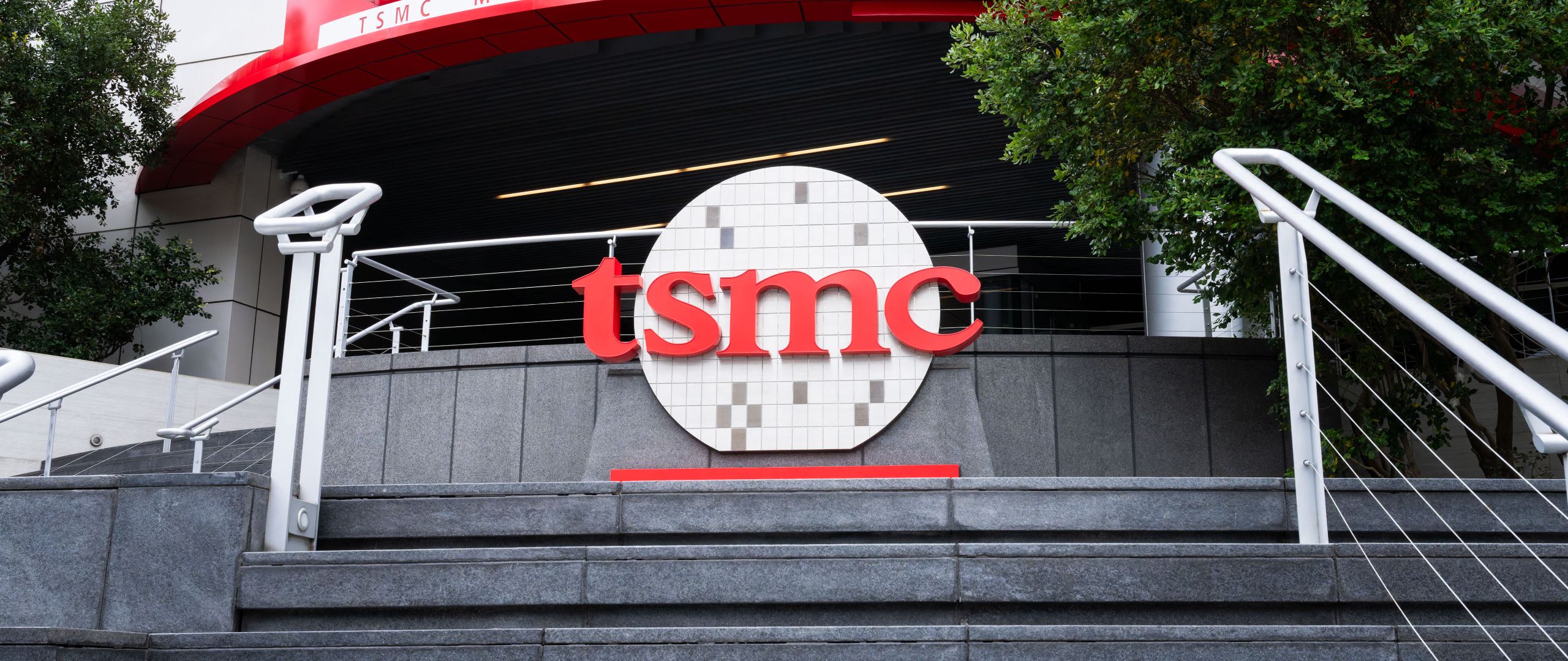Analyzing TSMC's fab expansion roadmap — multi-fab N2 ramp, CoWoS, SoIC, and uncorking bottlenecks Analyzing TSMC's fab expansion roadmap — multi-fab N2 ramp, CoWoS, SoIC, and uncorking bottlenecks