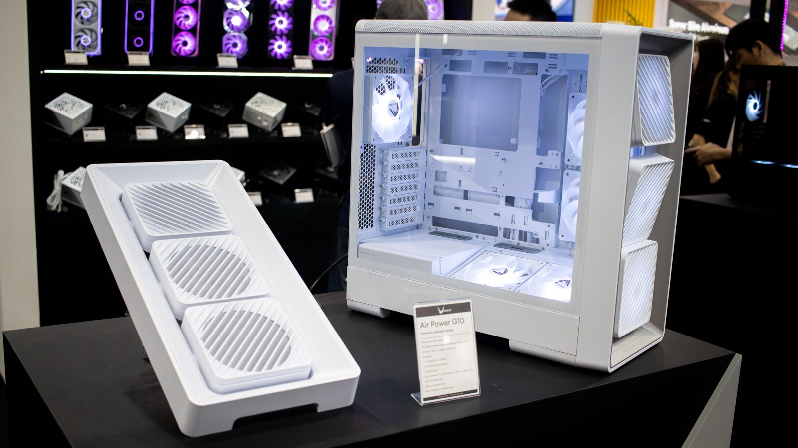 Taiwanese startup FormulaV Line wants to break into US market with two new unique cases — company expects products to become available on Newegg later this year