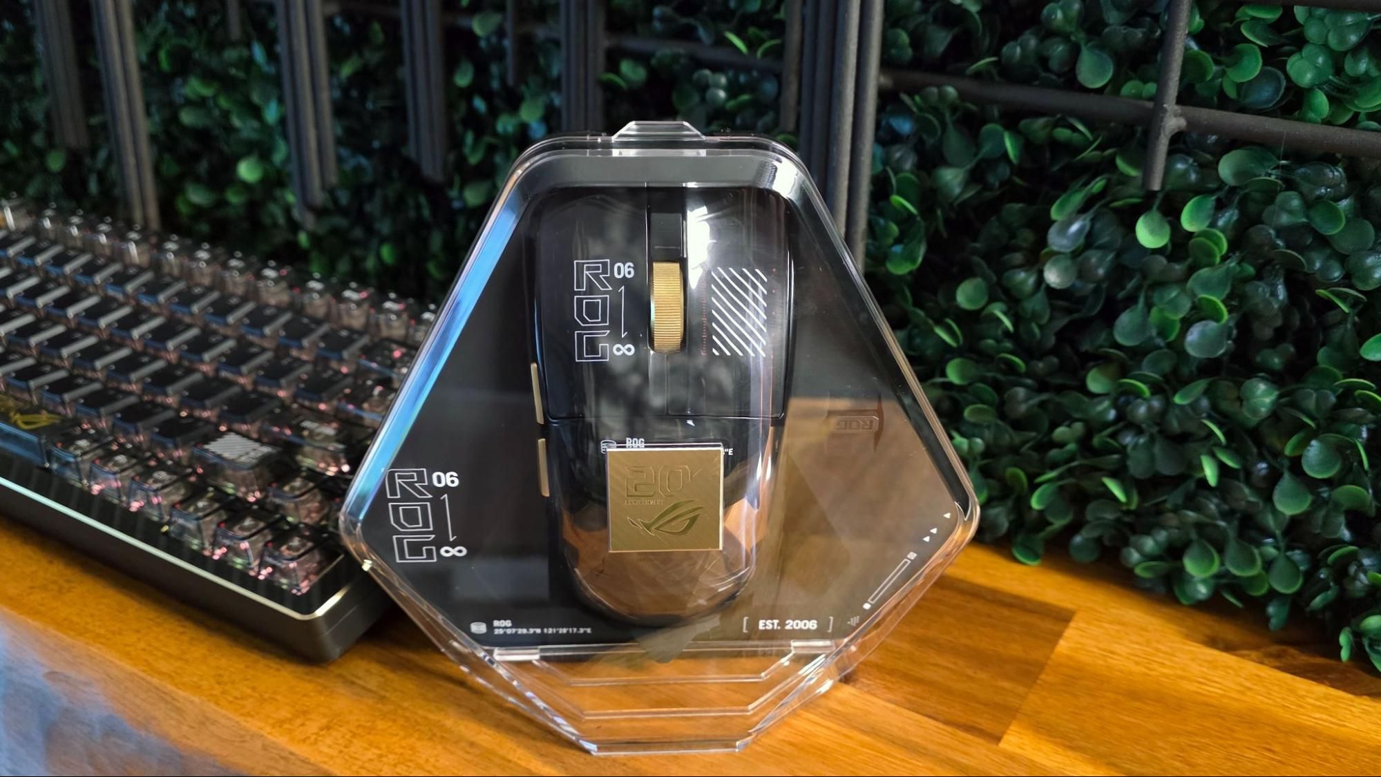 Hands-on with Asus’ ROG Harpe II Extreme Edition 20 gaming mouse – 24K gold and a 65K sensor Hands-on with Asus’ ROG Harpe II Extreme Edition 20 gaming mouse – 24K gold and a 65K sensor