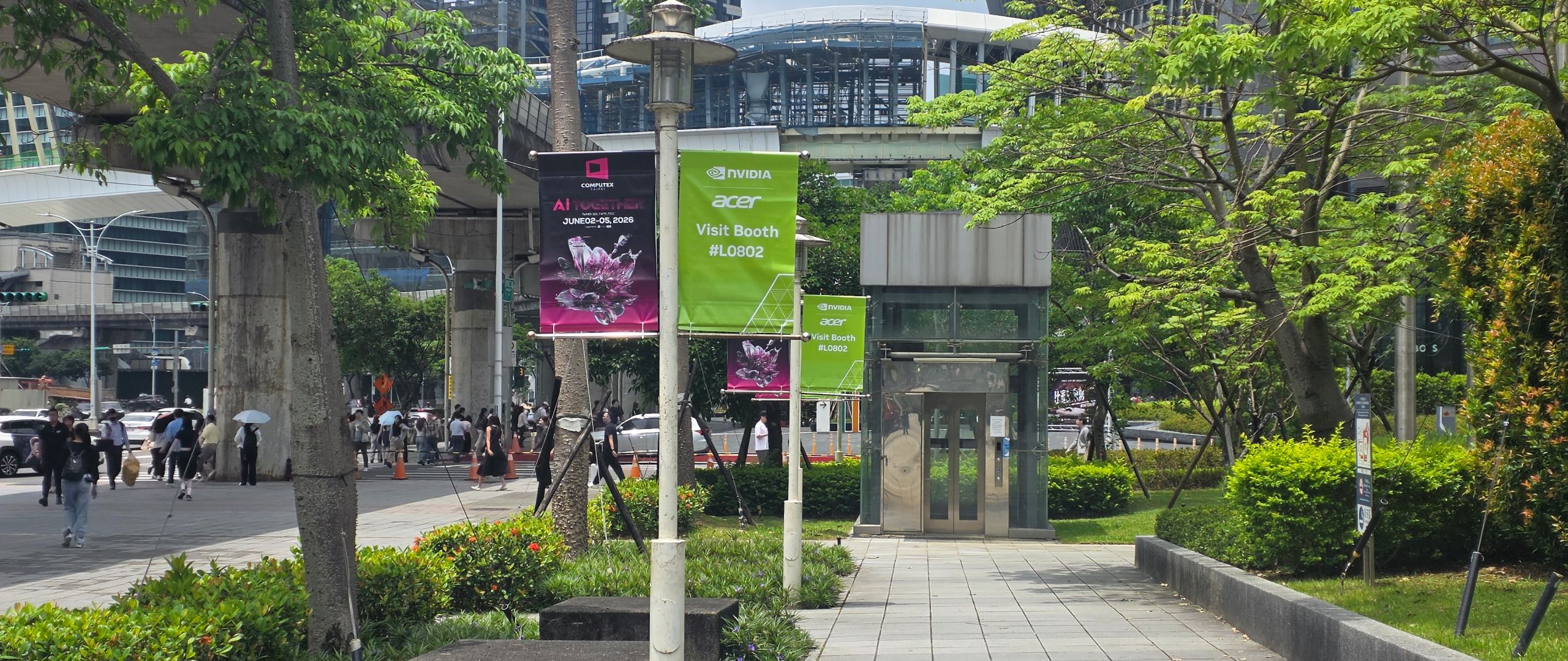 Tom's Hardware Unfiltered: Computex 2026, Day 1 — night markets, taking the MRT train, and a slew of demos