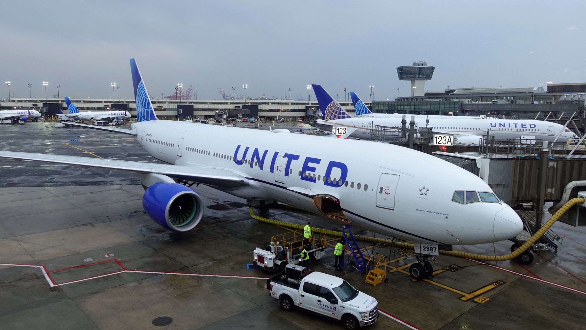Teen’s Bluetooth speaker named ‘BOMB’ caused a 10-hour delay on flight from Newark to Spain — passenger reported concerns to flight attendant at 32,000 feet, fo Teen’s Bluetooth speaker named ‘BOMB’ caused a 10-hour delay on flight from Newark to Spain — passenger reported concerns to flight attendant at 32,000 feet, fo